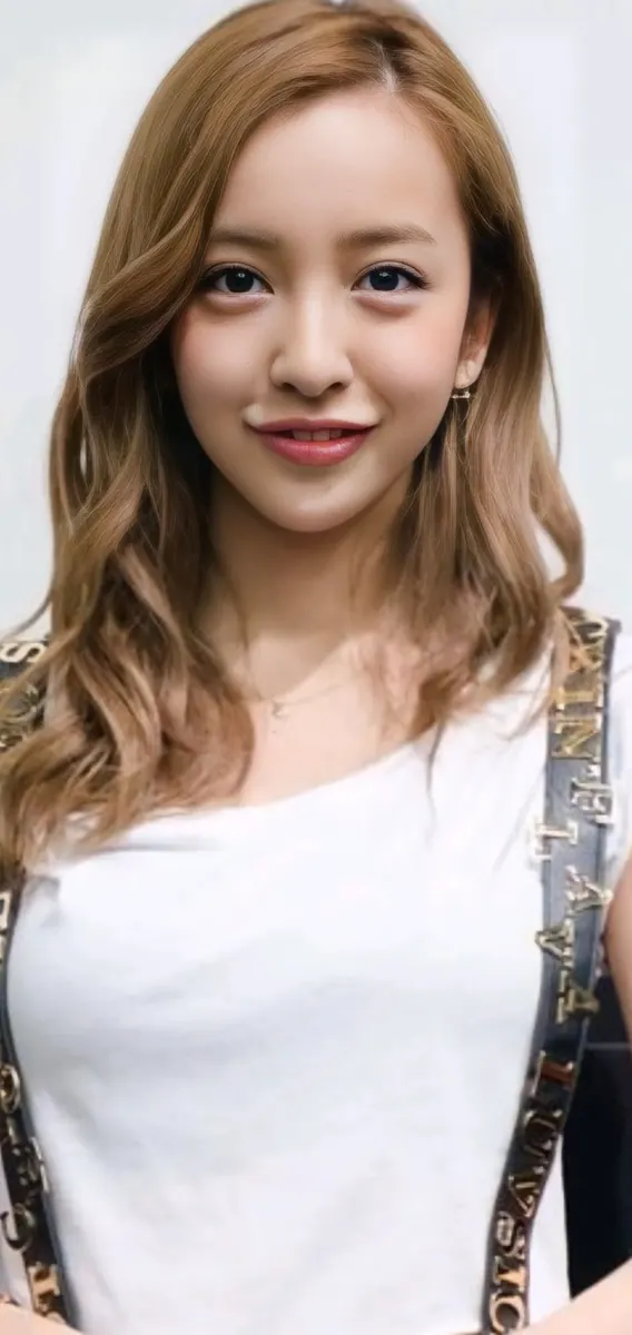 板野友美 3
