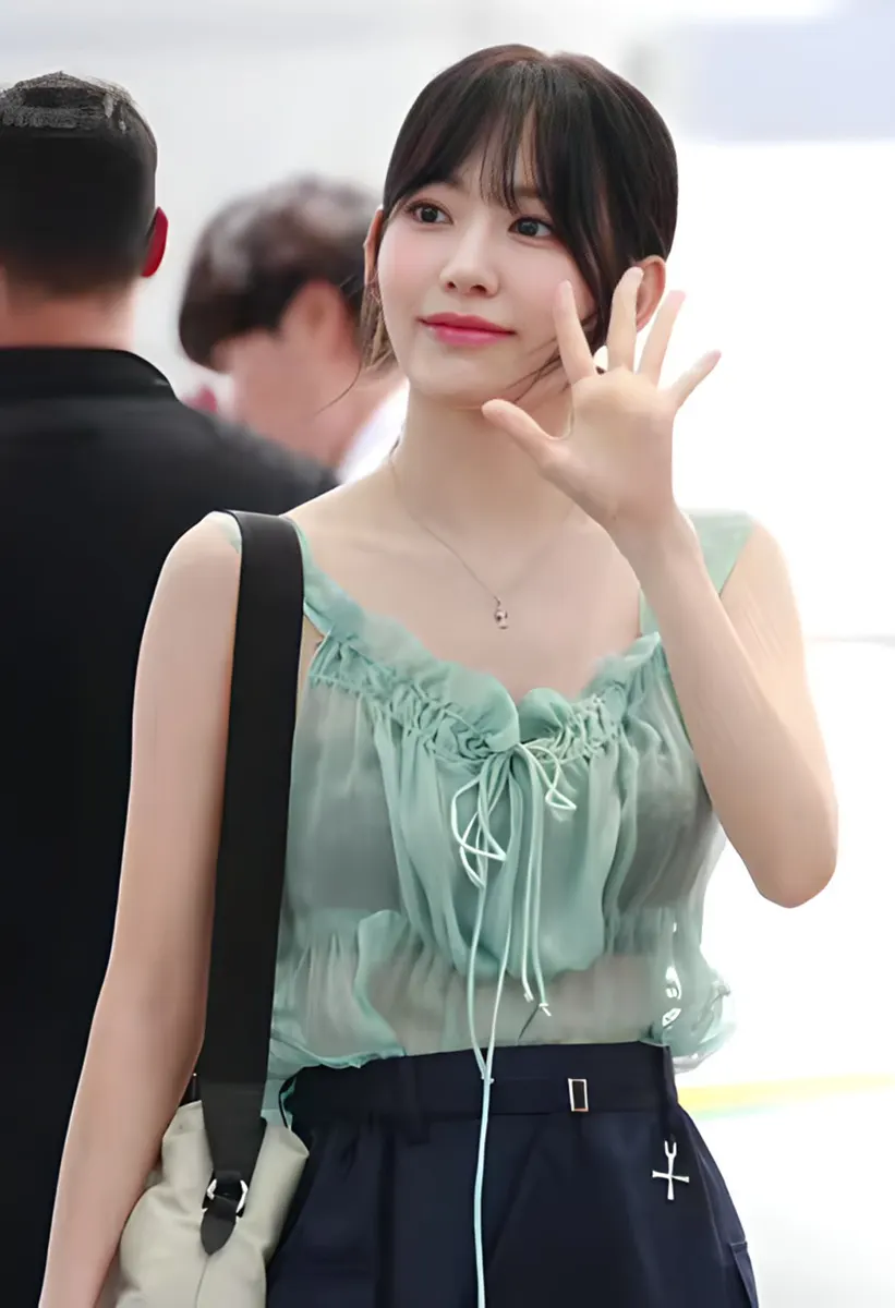 宮脇咲良 2