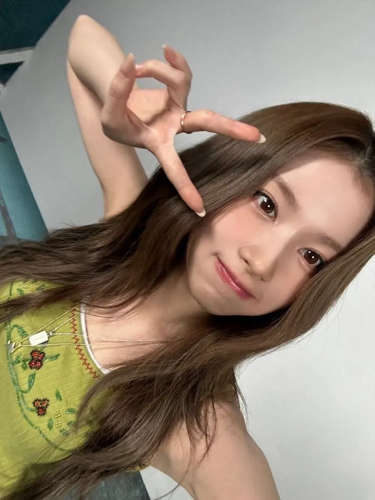 サナ(湊崎紗夏) 4